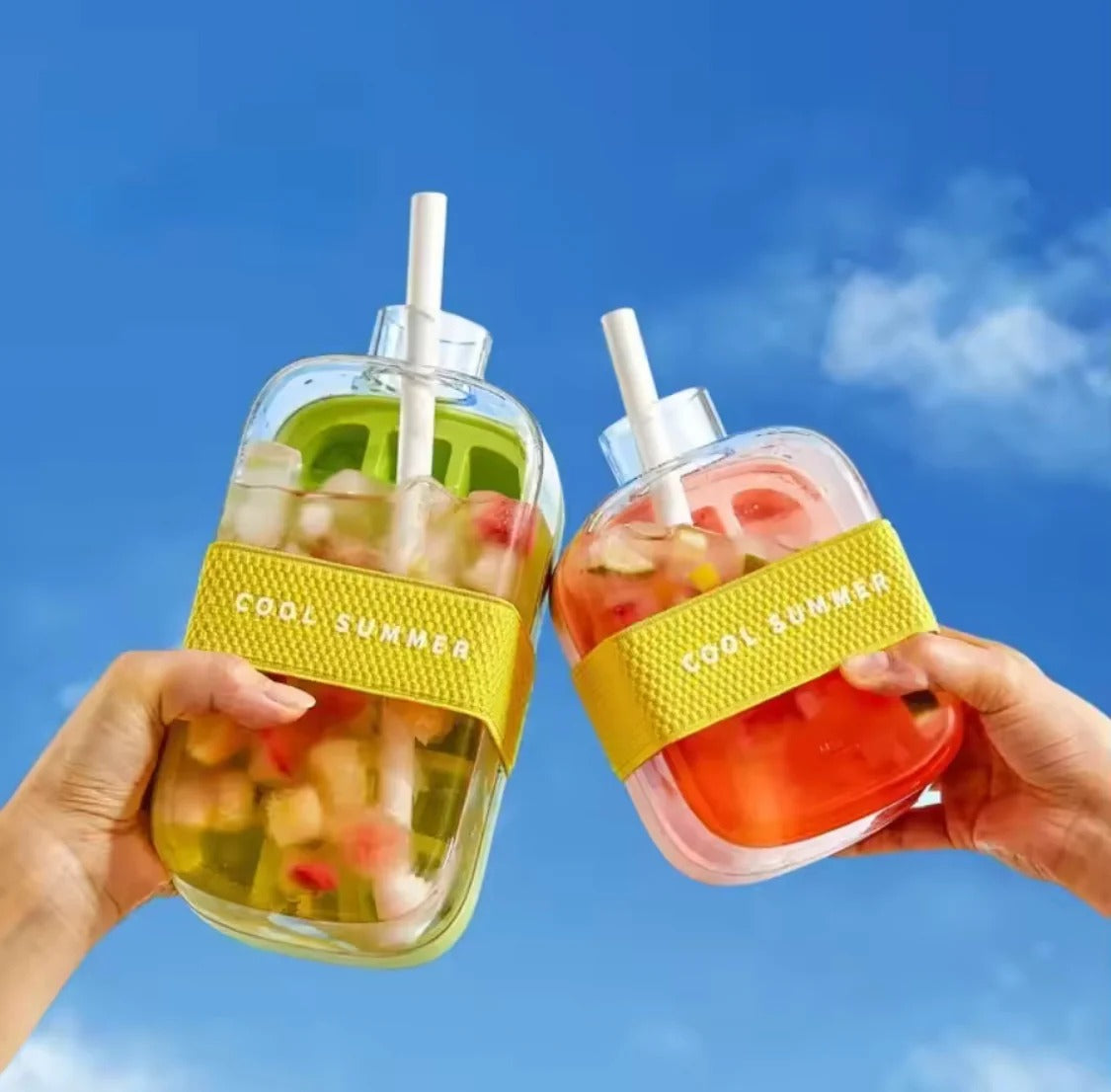 2-in-1 Ice Cube Maker Water Bottle β Portable Ice Mold & Cooler Cup