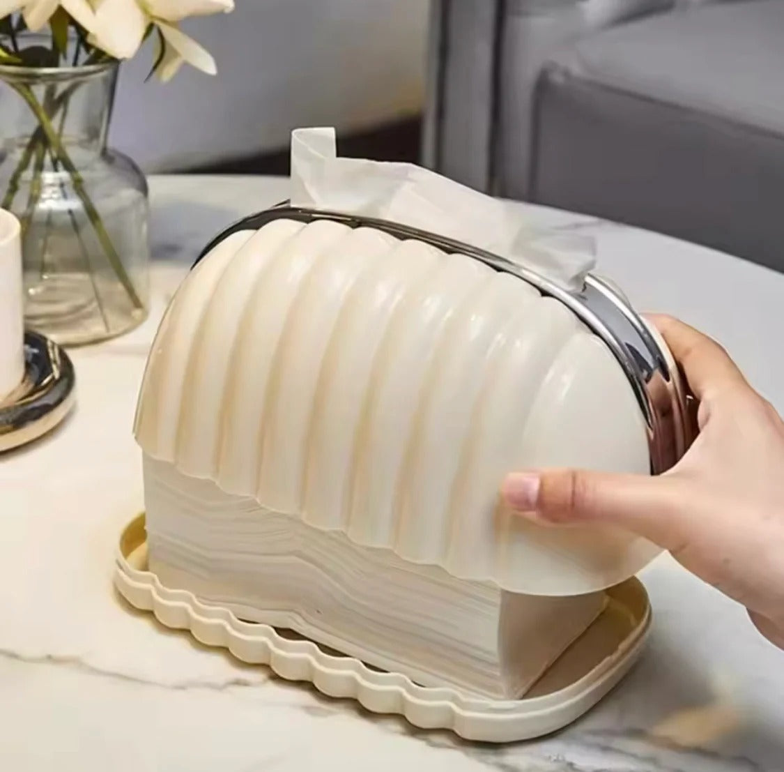 Shell Tissue Box Decorative Tissue Holder Home Organization view 8 - Nexusmart Pakistan