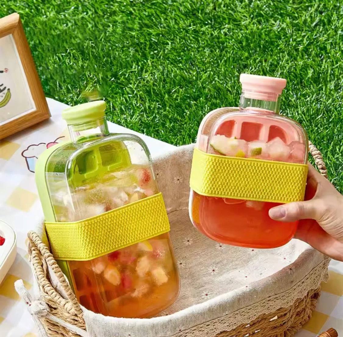 2-in-1 Ice Cube Maker Water Bottle – Portable Ice Mold & Cooler Cup