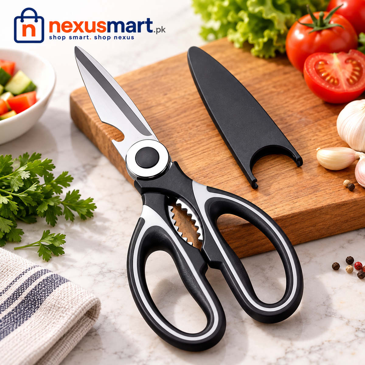 Scissors with Protective Cover – Multipurpose Household Cutting Tool