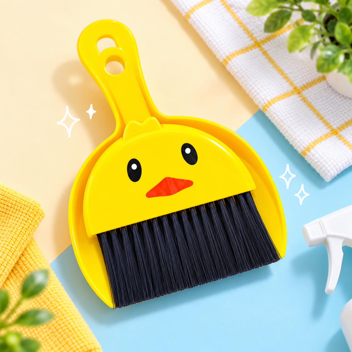 Duck Mini Brush with Pan – Compact Cleaning Set