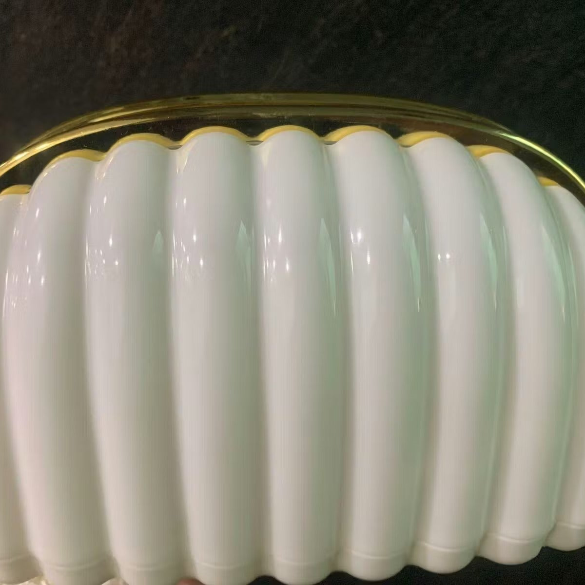 Shell Tissue Box Decorative Tissue Holder Home Organization view 10 - Nexusmart Pakistan