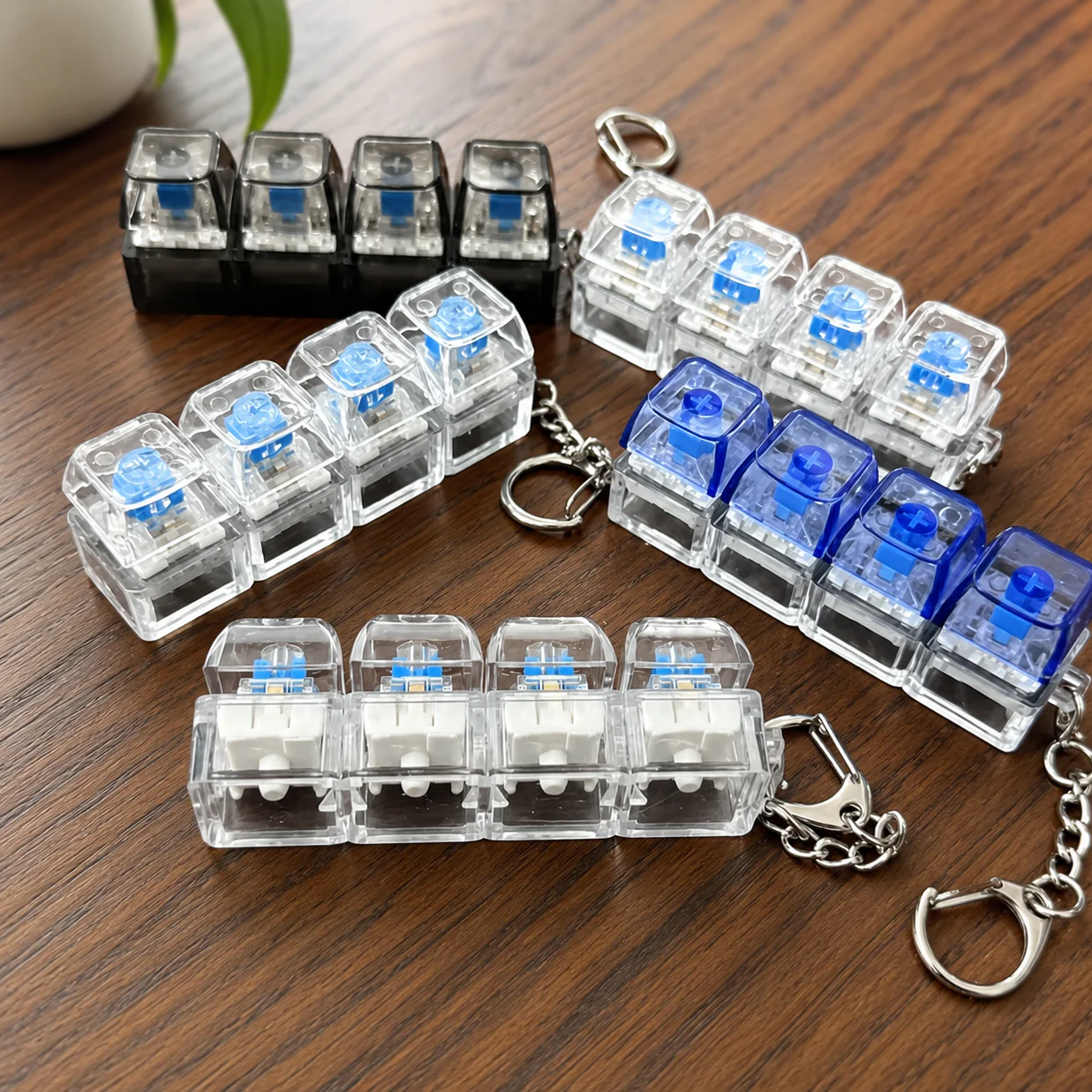 Keyboard LED Fidget Keychain – Mini RGB Mechanical Switch Keychain Clicker | Pocket Stress Relief Fidget Toy for Keyboard Enthusiasts