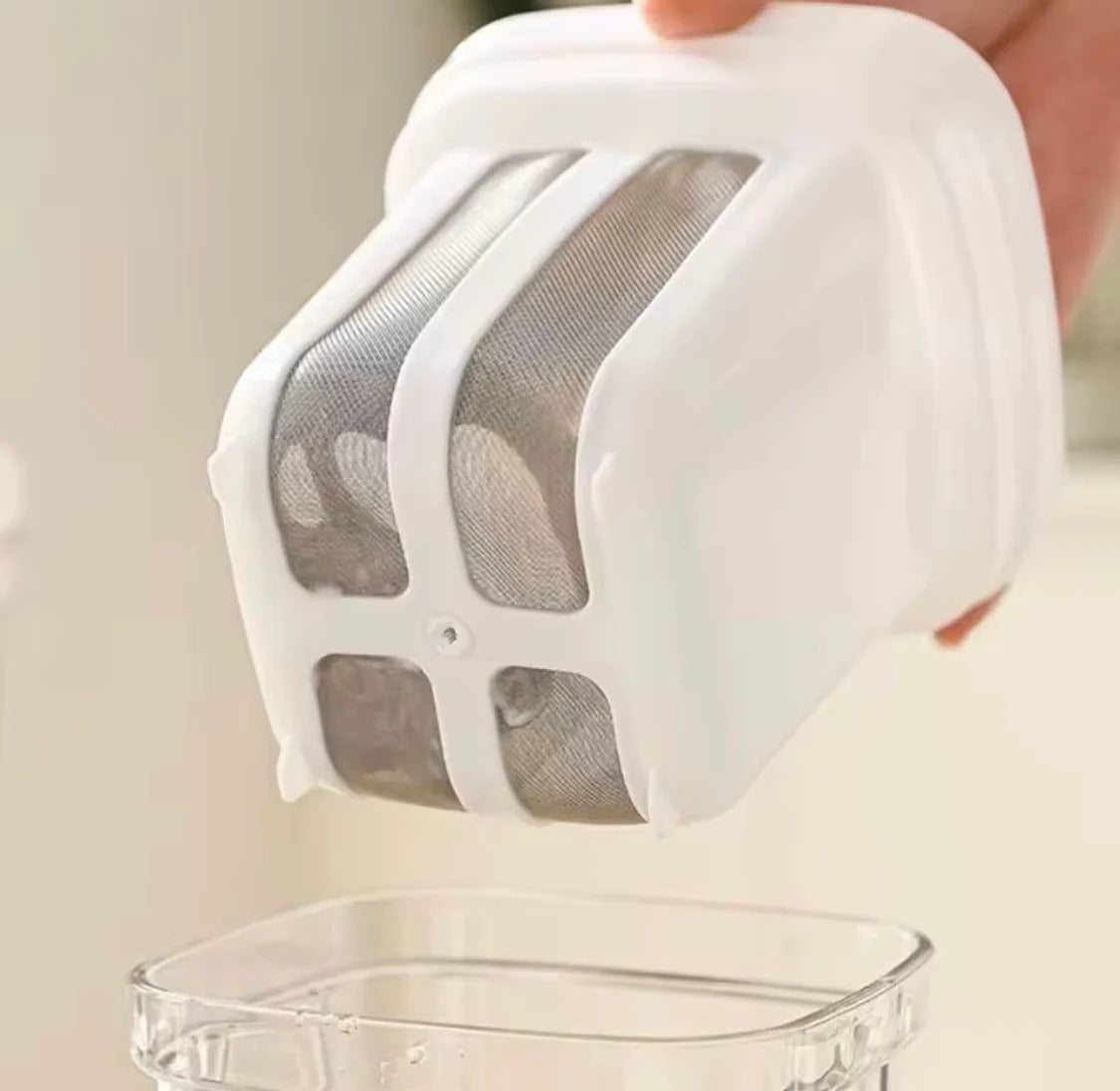 Portable Greek Yogurt Strainer Cup with Fine Mesh Separator & Lid
