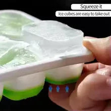 14-Grid Ice Cube Tray with Lid – Easy-Release Freezer Mold