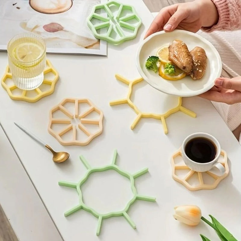 Pack of 2 Silicone Heat Resistant Pot Mat Trivet Kitchen Pad view 3 - Nexusmart Pakistan