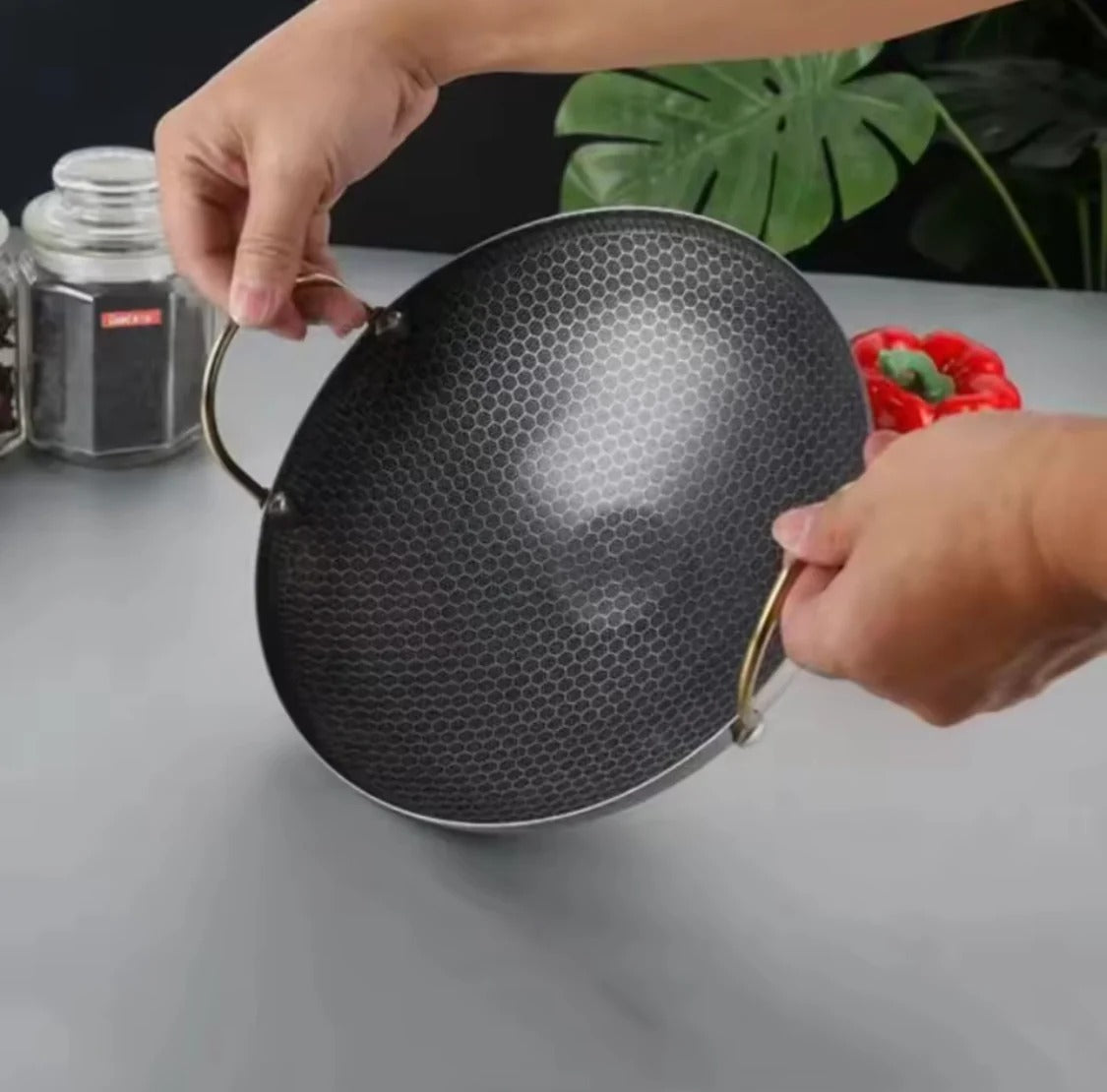 Mini Honeycomb Non-Stick Karahi 20cm – Heavy Duty Double Handle Wok Pan