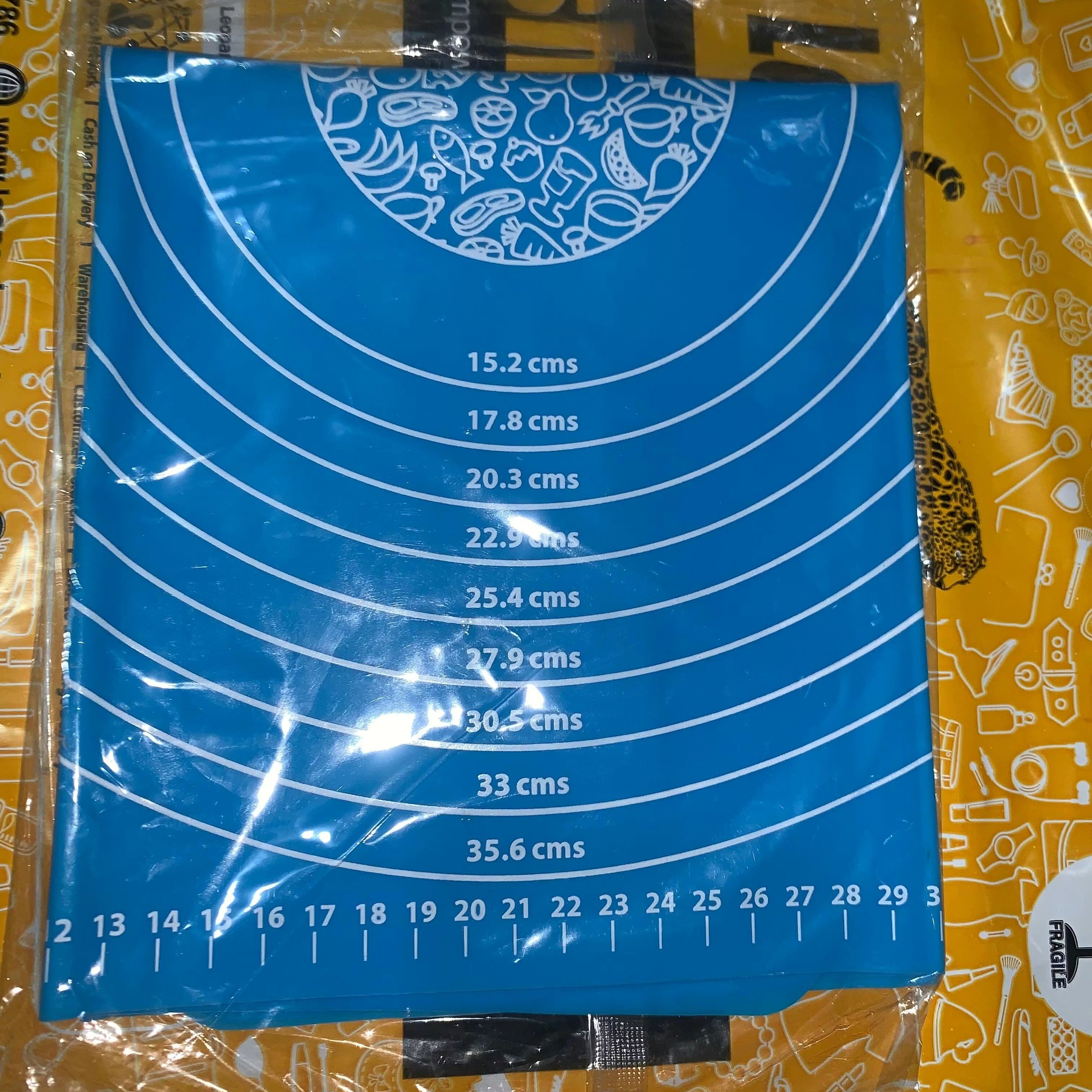 Silicone Rolling Dough Mat Kitchen & Cooking view 5 - Nexusmart Pakistan