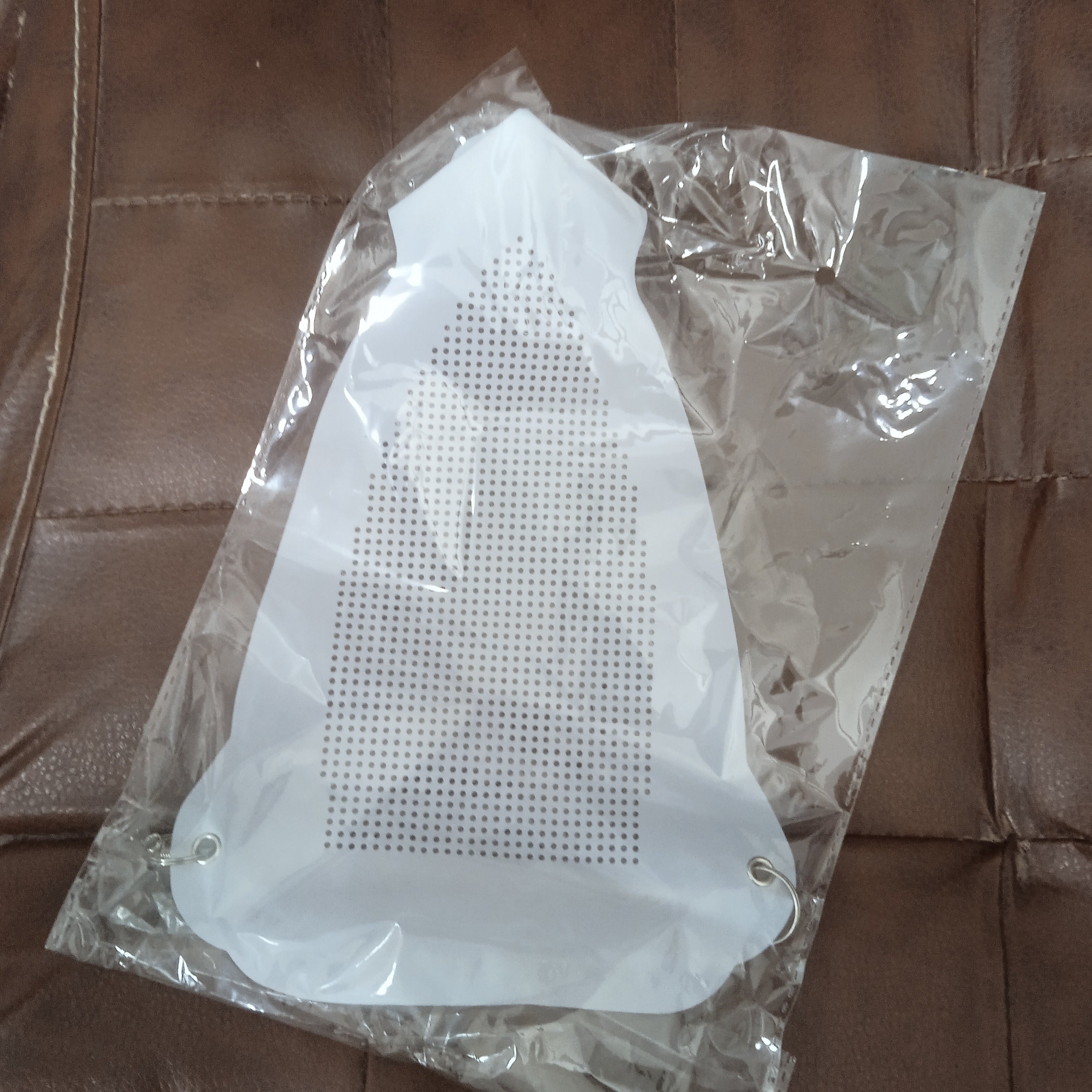 Universal Anti-Scorch Teflon Iron Shoe Cover – Non-Stick Iron Protector for Delicate Fabrics