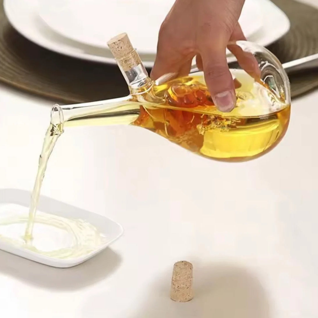 2 In 1 Transparent Glass Oil Bottle with Lid, Creative Double Mouth Glass Seasoning Oil Pot, 2 in 1 Kitchen Cruet Bottle with Cork Stopper