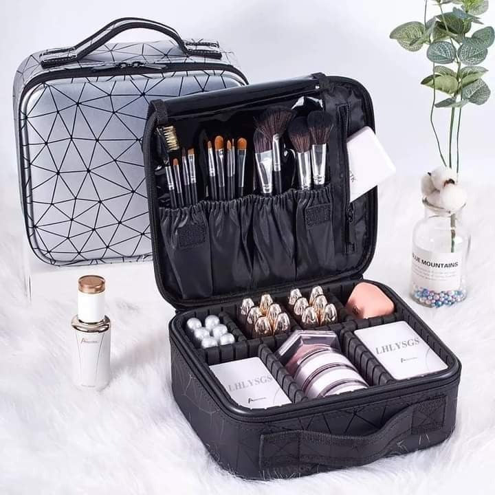 Diamond Travel Cosmetic Bag – Spacious Makeup & Beauty Organizer
