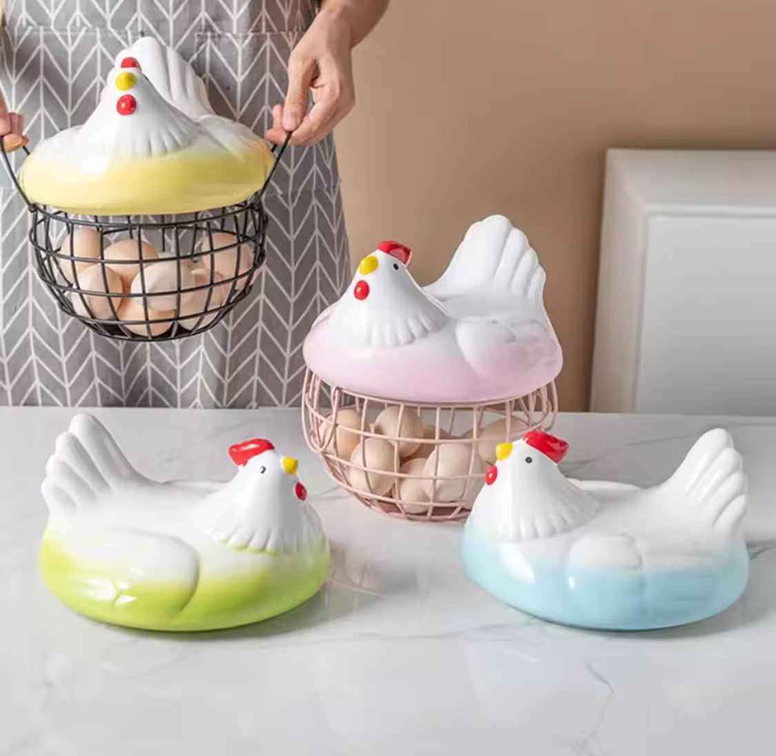 Farmhouse style hen egg basket – alternative view